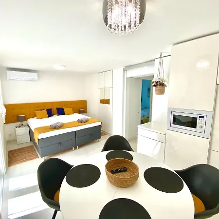 Rakoczi Apartman Apartament